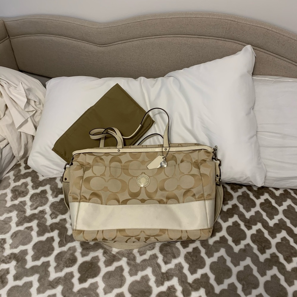 Coach diaper bag - Picture 3 of 5